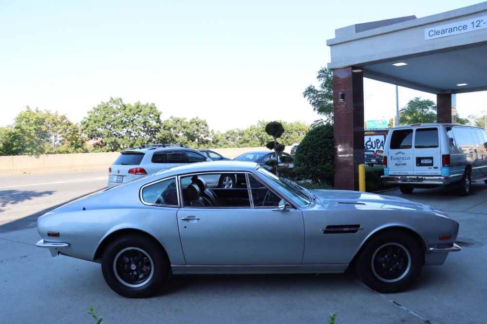 1971 Aston Martin DBS