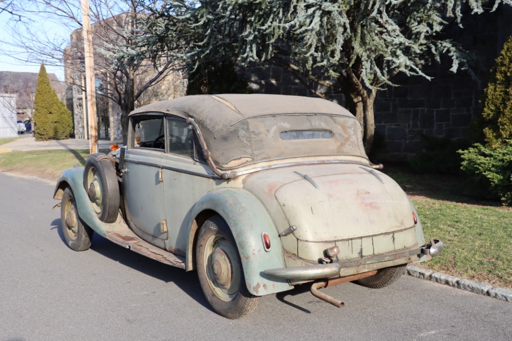 1936 Mercedes-Benz 230B