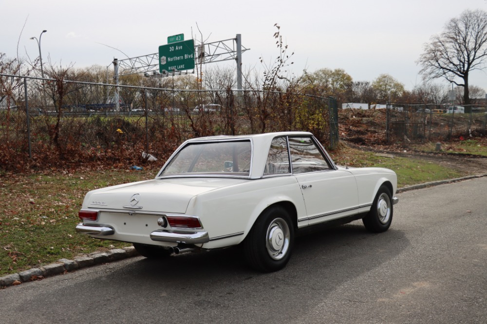 1965 Mercedes-Benz 230SL