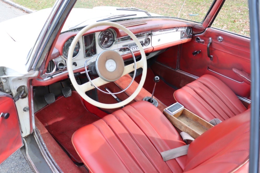 1965 Mercedes-Benz 230SL