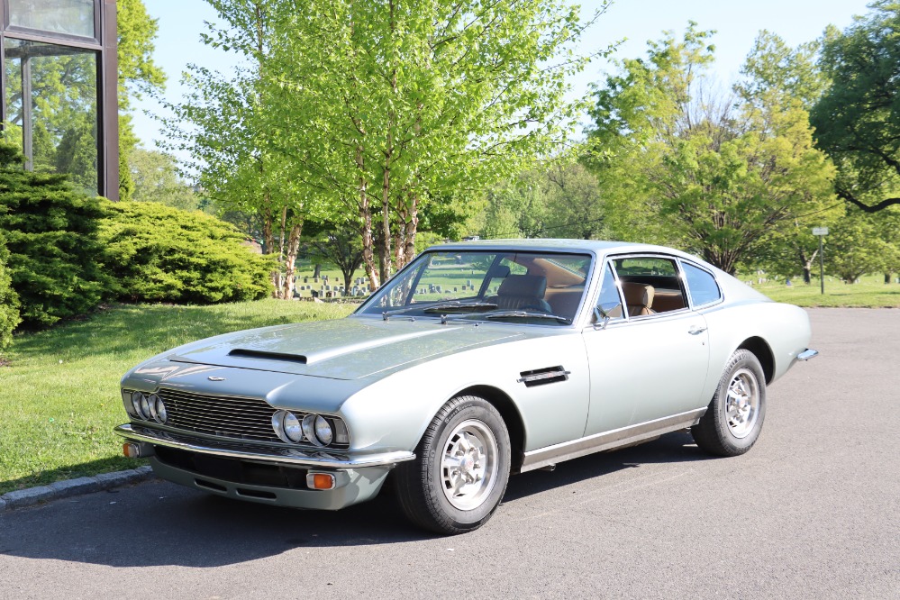 1971 Aston Martin DBS