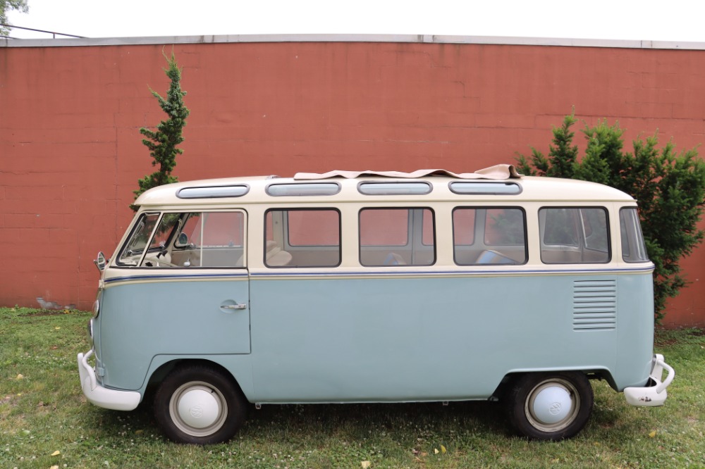 1974 Volkswagen Type 2 Bus