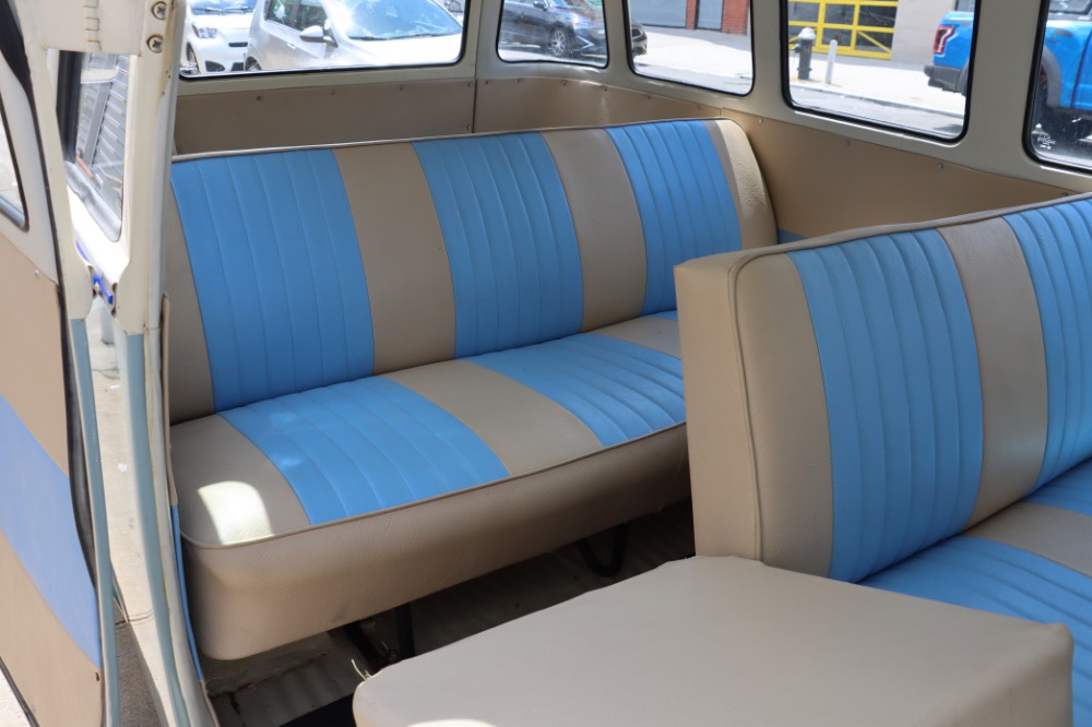 1974 Volkswagen Type 2 Bus