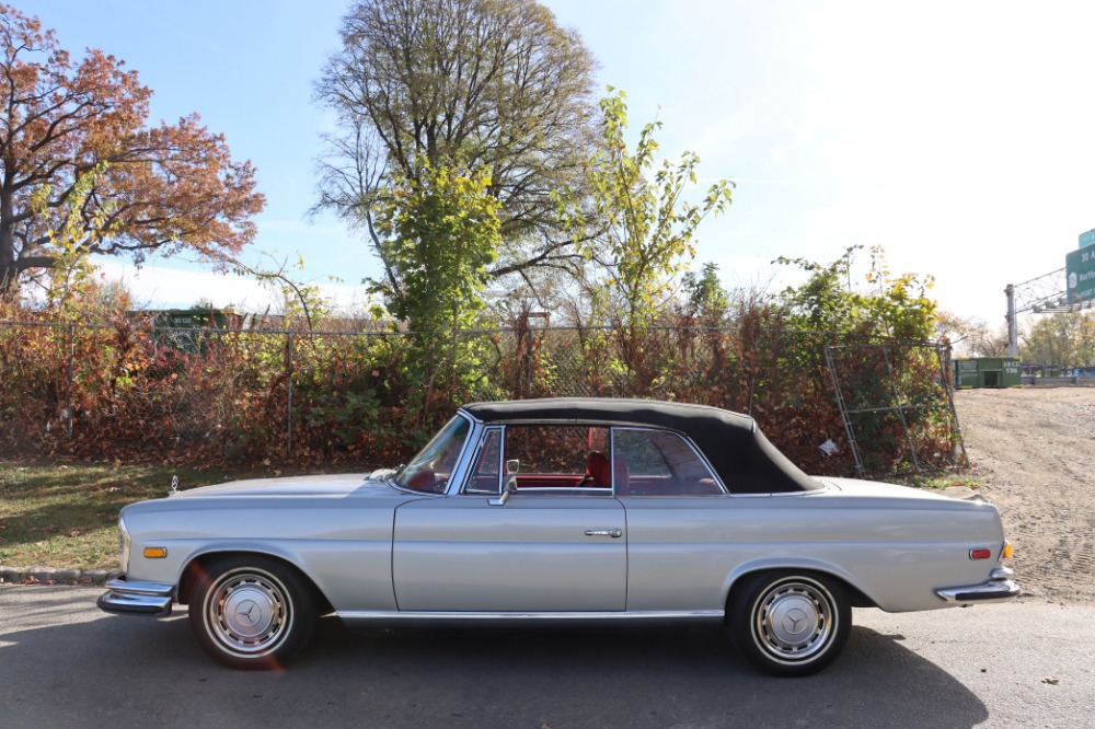 1971 Mercedes-Benz 280SE 3.5