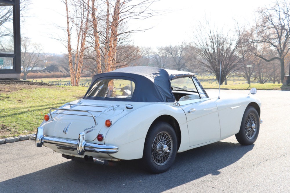 1966 Austin Healey 3000