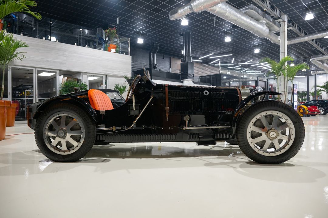 1927 Bugatti Type 35 by Pur Sang