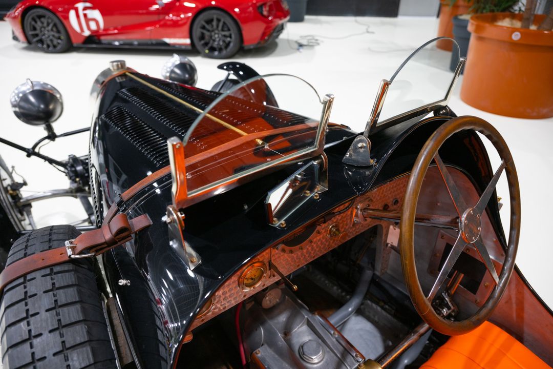 1927 Bugatti Type 35 by Pur Sang