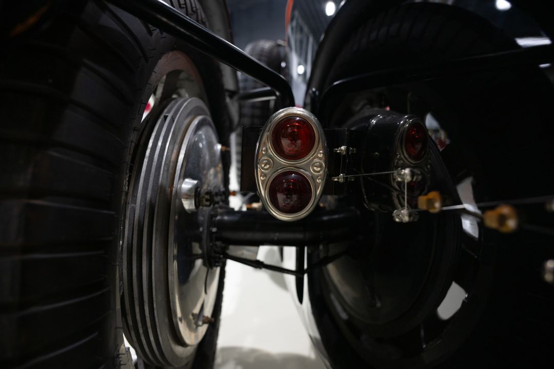 1927 Bugatti Type 35 by Pur Sang