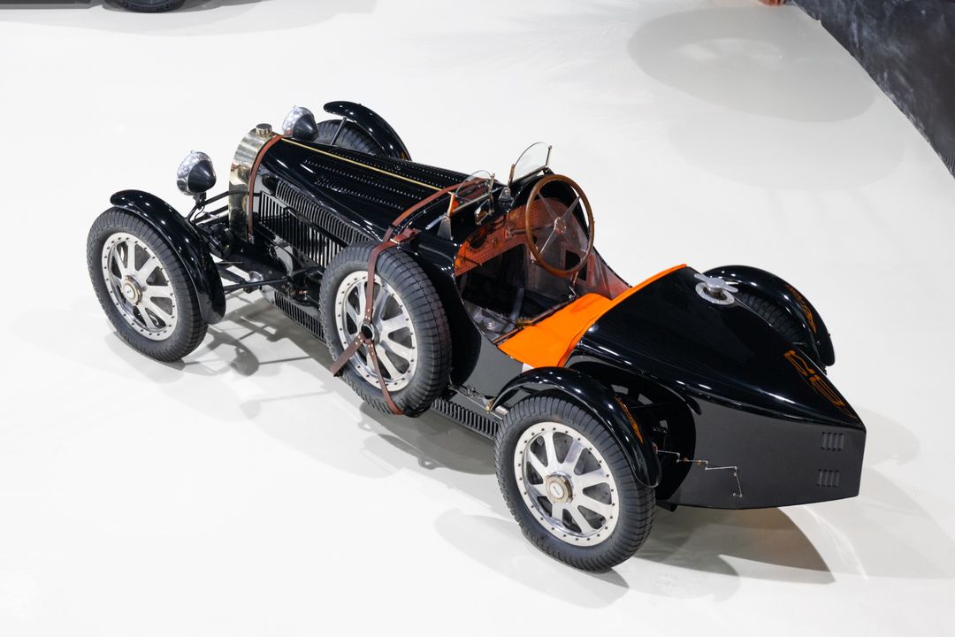 1927 Bugatti Type 35 by Pur Sang