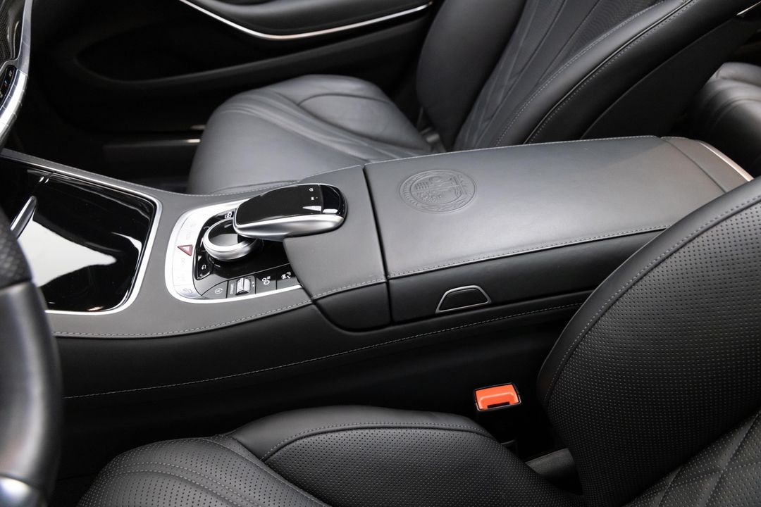 2019 Mercedes-Benz AMG S 63