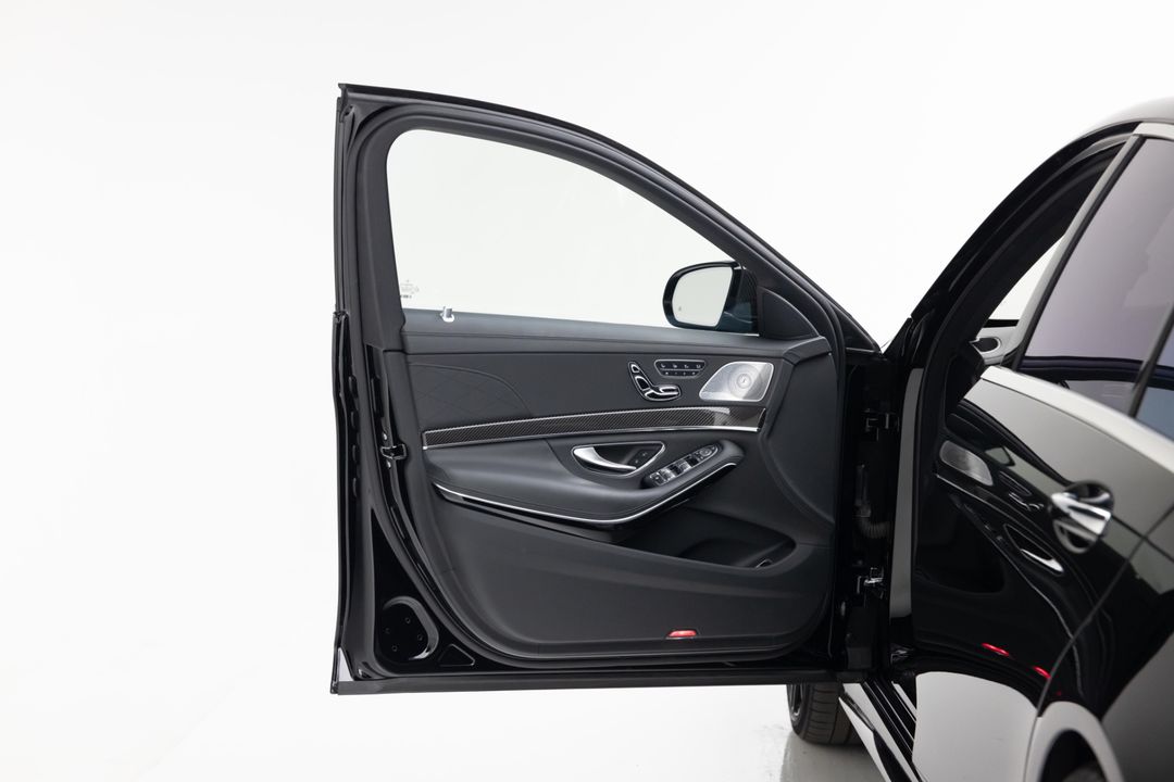 2019 Mercedes-Benz AMG S 63