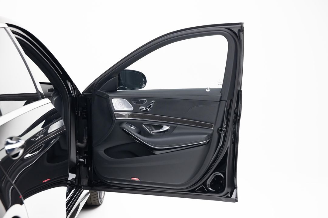 2019 Mercedes-Benz AMG S 63