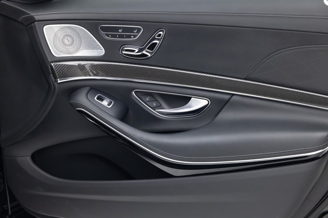 2019 Mercedes-Benz AMG S 63