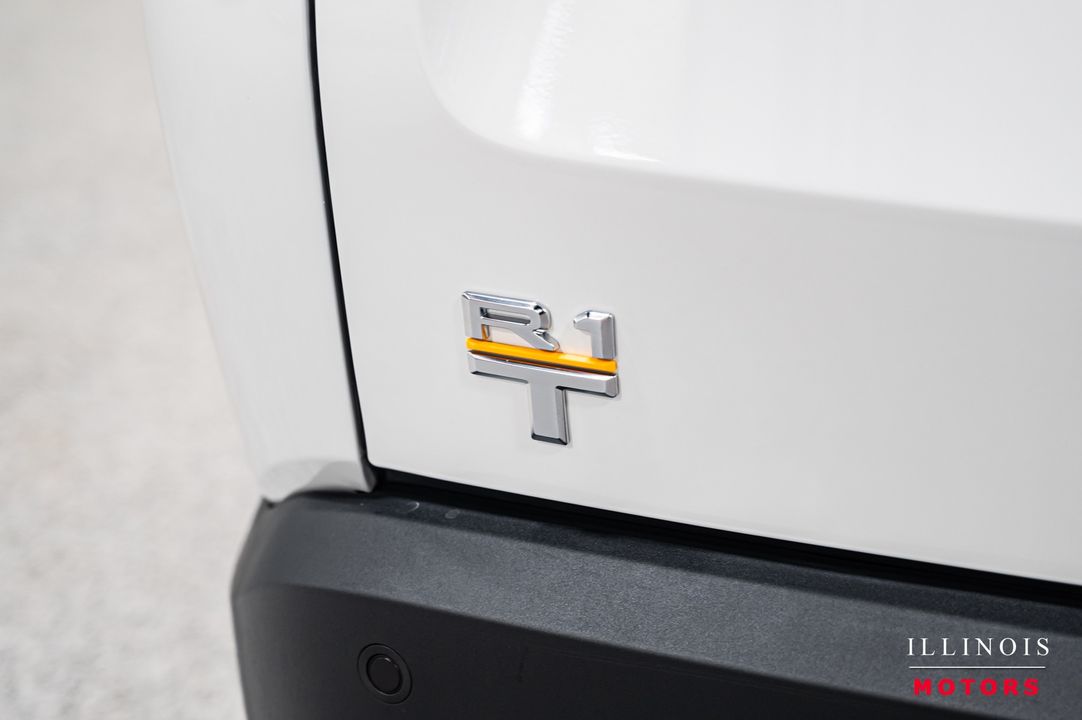 2022 Rivian R1T