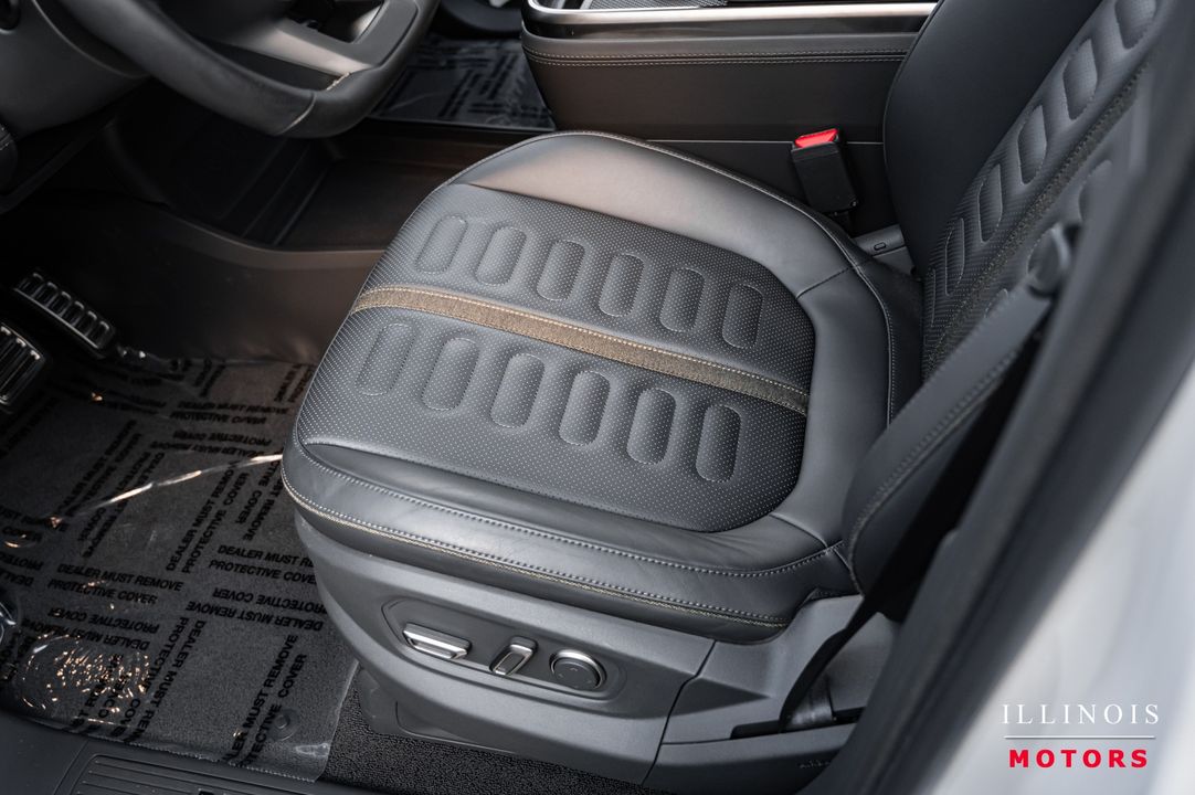 2022 Rivian R1T