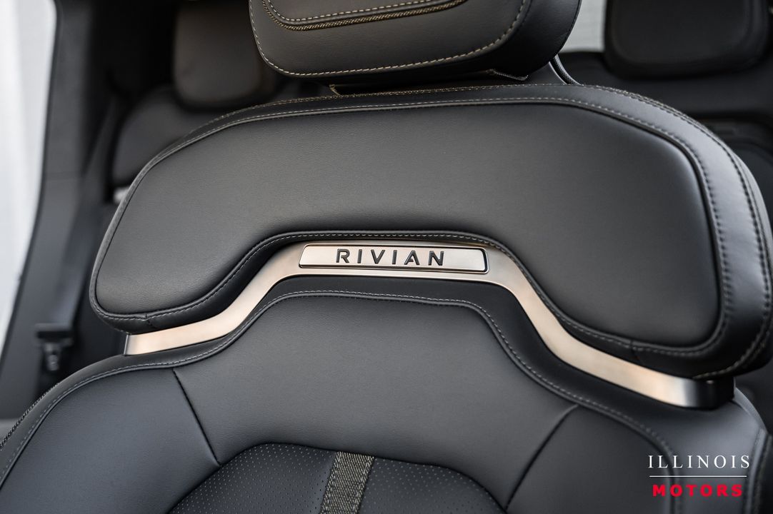 2022 Rivian R1T