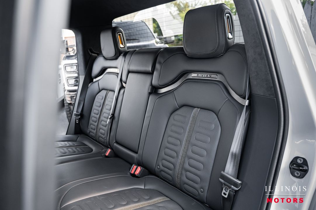 2022 Rivian R1T