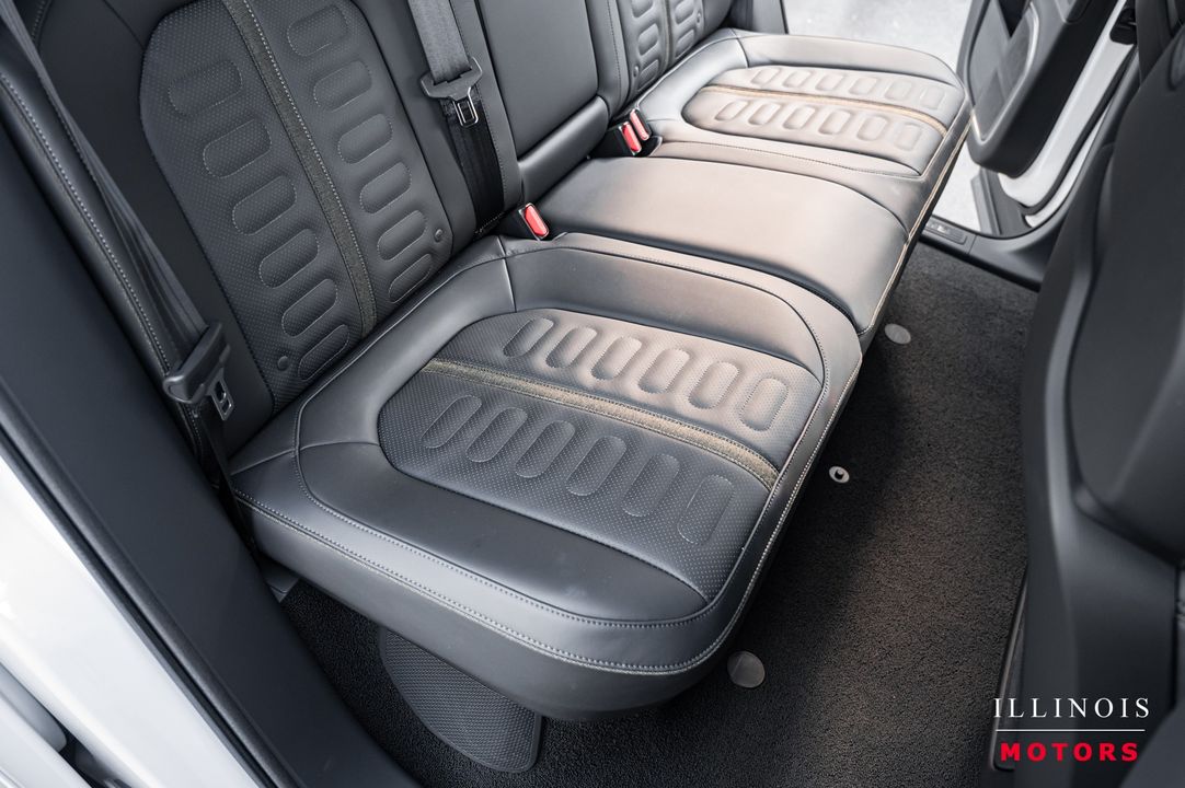 2022 Rivian R1T