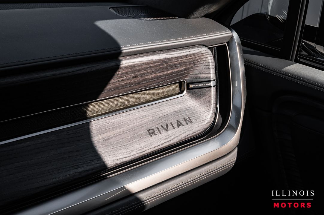 2022 Rivian R1T