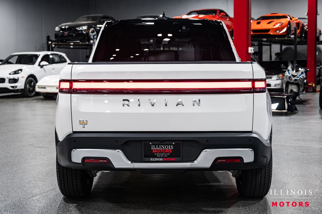 2022 Rivian R1T