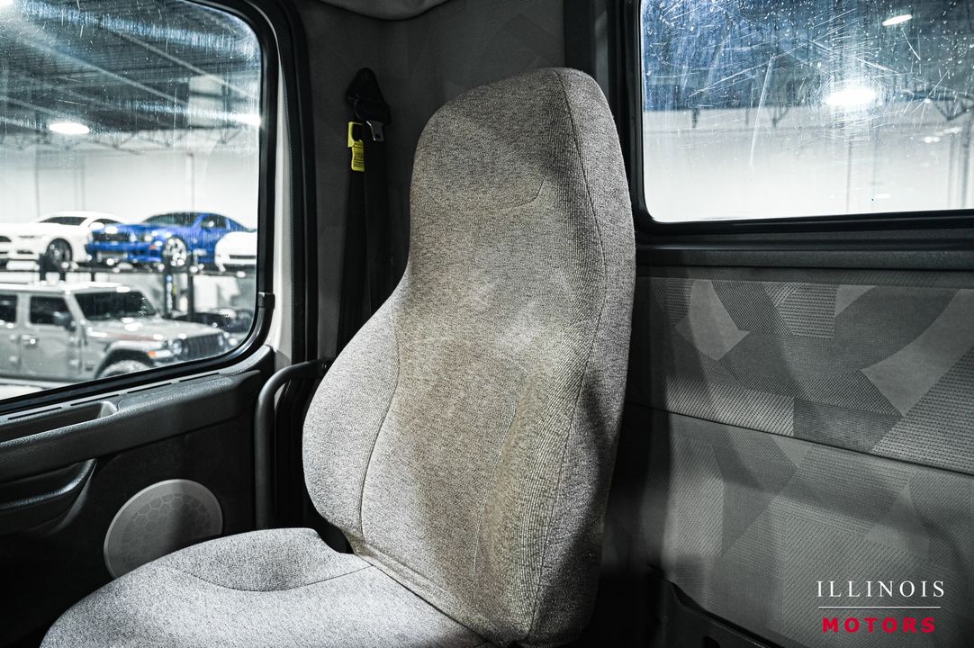 2008 Volvo VN VNM