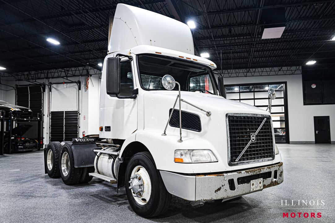2008 Volvo VN VNM