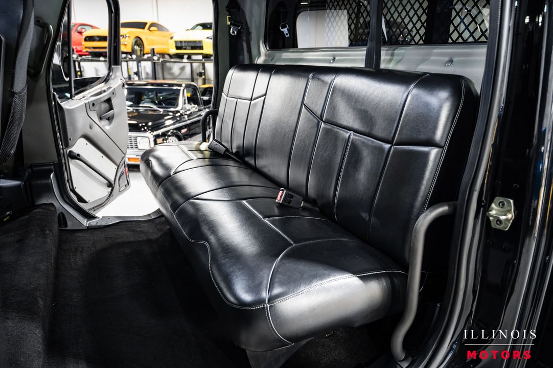 2005 Freightliner M2 106