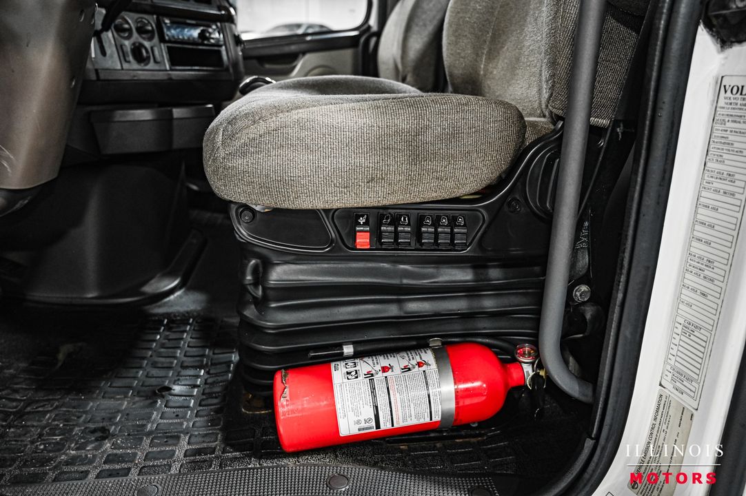 2016 Volvo VN VNL