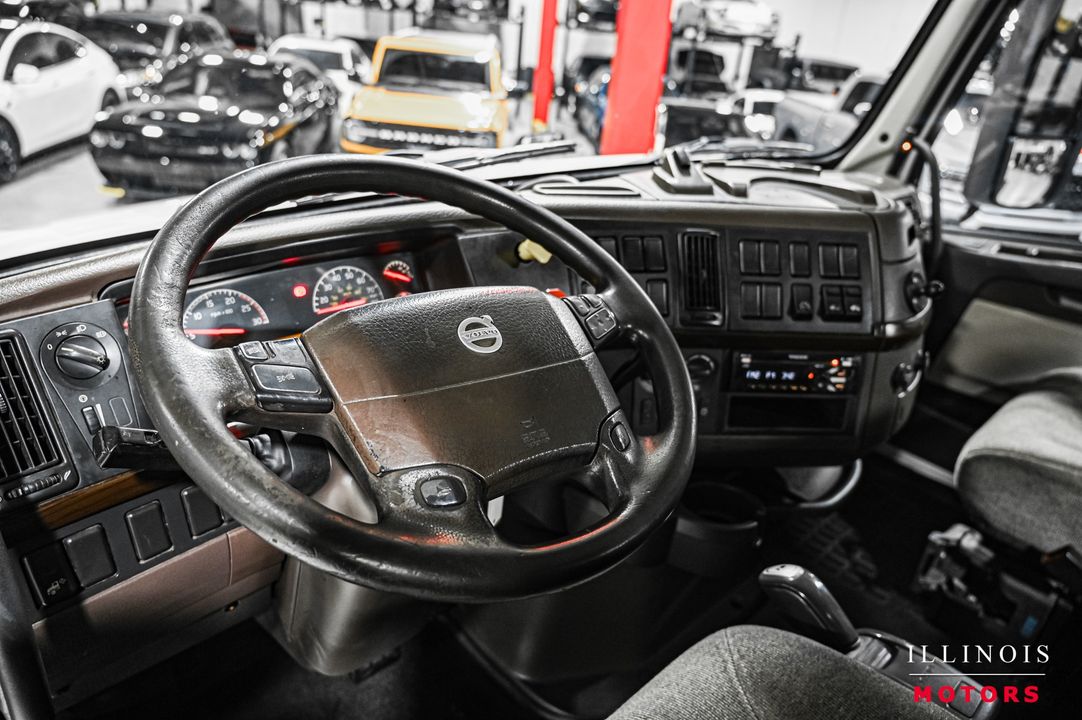 2016 Volvo VN VNL