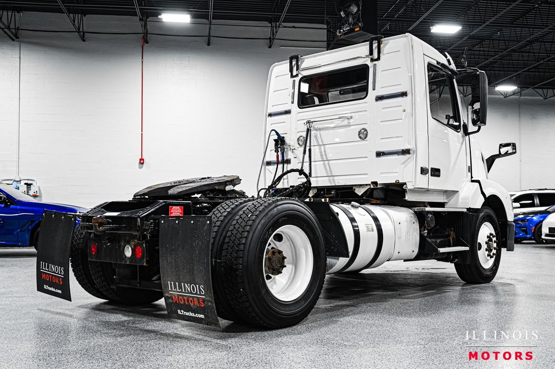2016 Volvo VN VNL