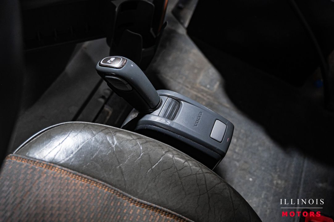 2020 Volvo VNL300