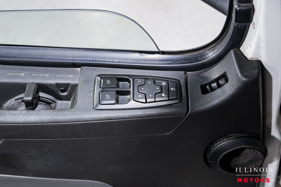 2020 Volvo VNL300