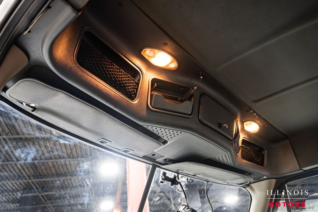 2017 Freightliner Cascadia 125