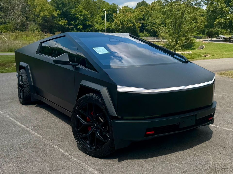 2024 Tesla Cybertruck