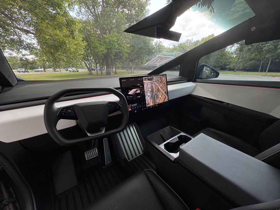 2024 Tesla Cybertruck