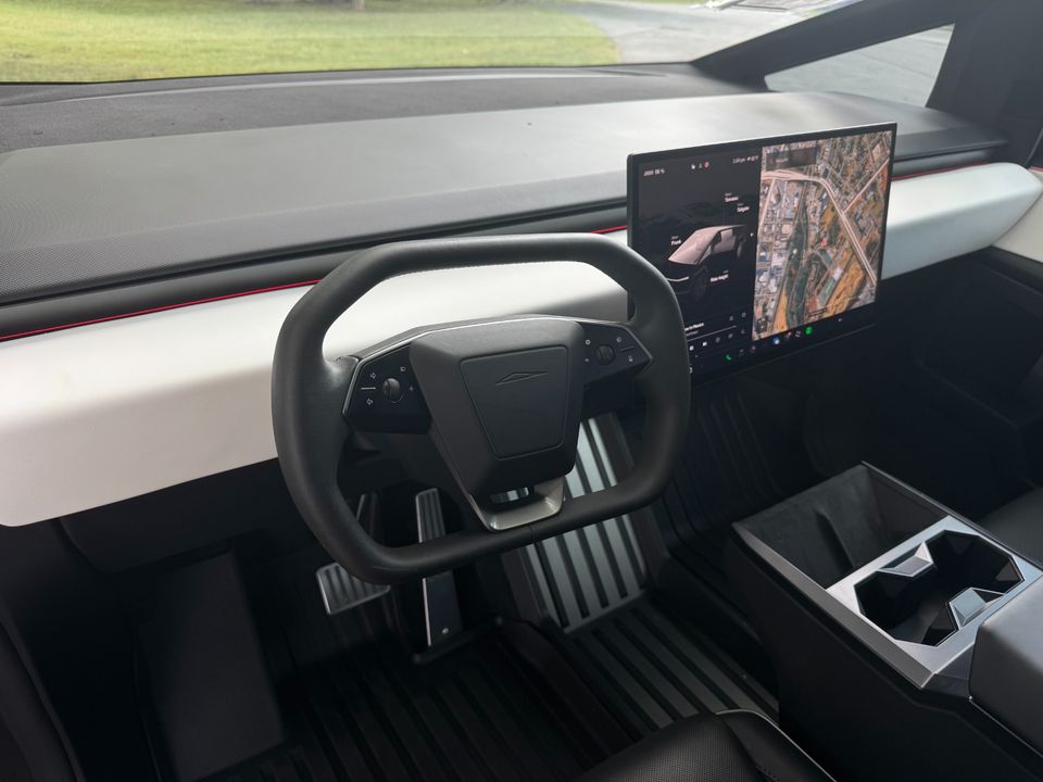 2024 Tesla Cybertruck