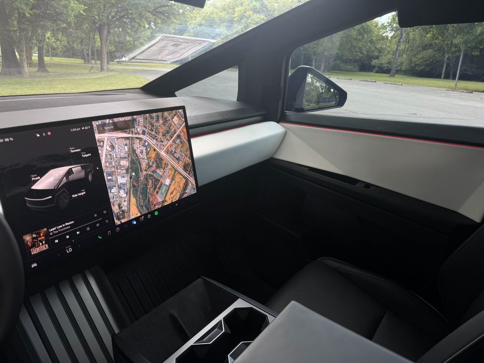 2024 Tesla Cybertruck