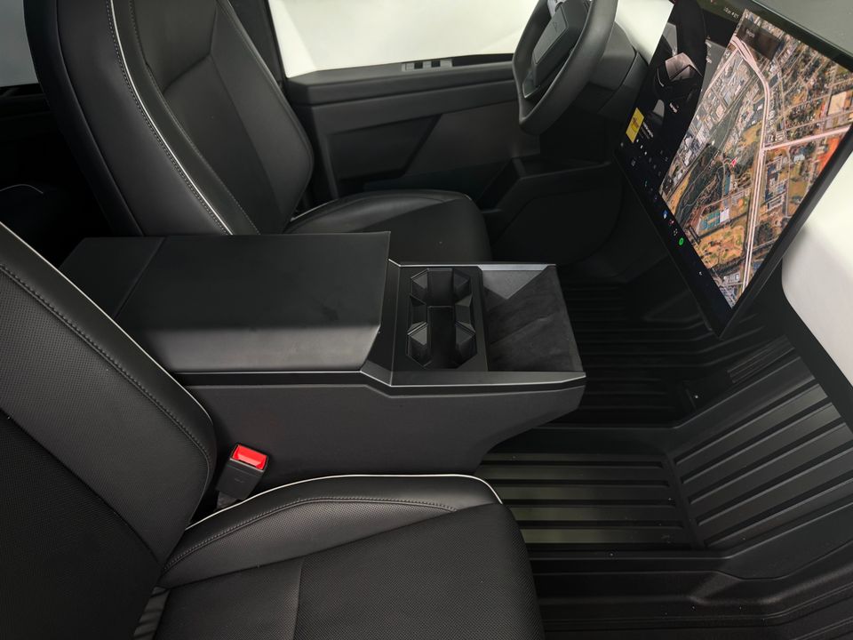 2024 Tesla Cybertruck