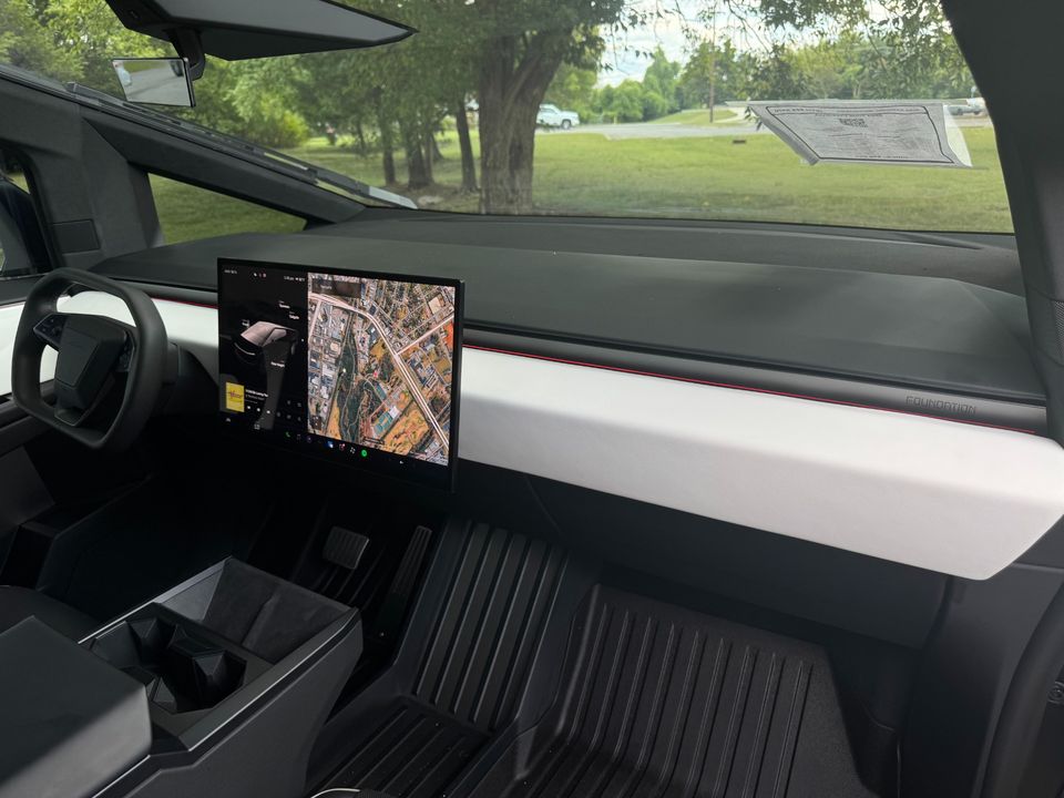 2024 Tesla Cybertruck