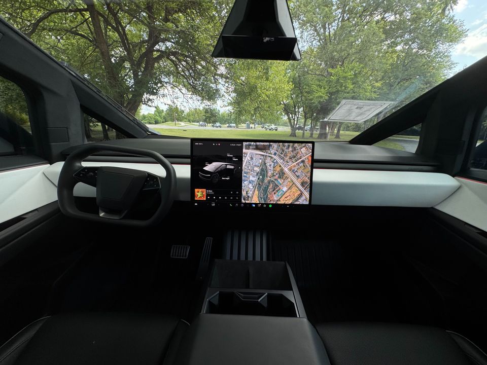 2024 Tesla Cybertruck