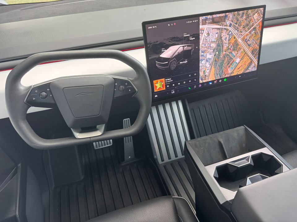 2024 Tesla Cybertruck
