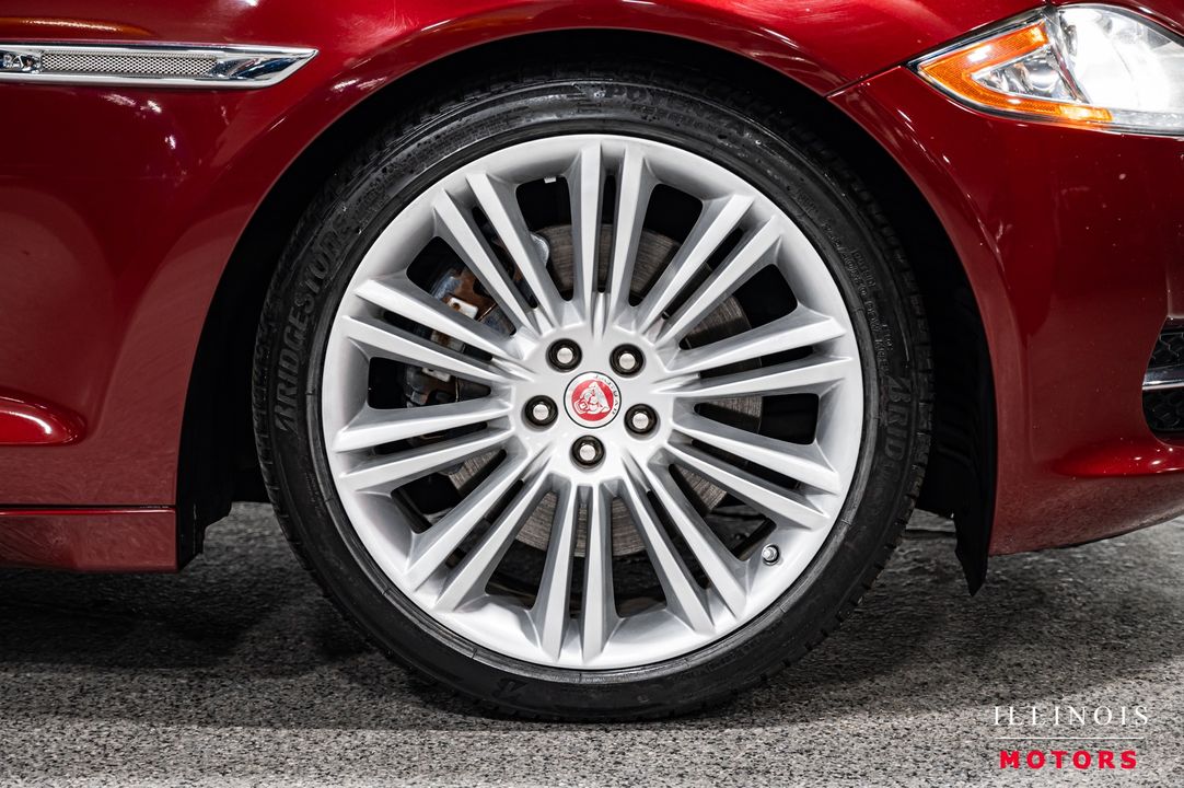 2013 Jaguar XJ
