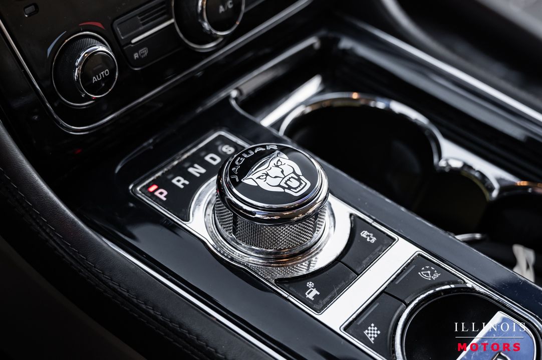 2013 Jaguar XJ