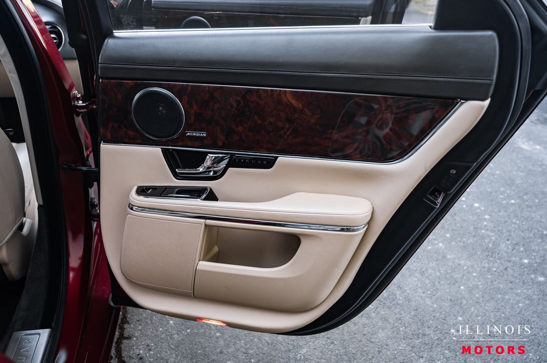 2013 Jaguar XJ