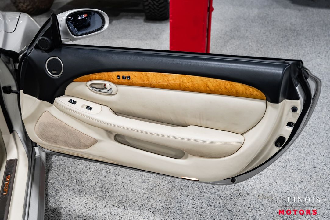 2003 Lexus SC 430