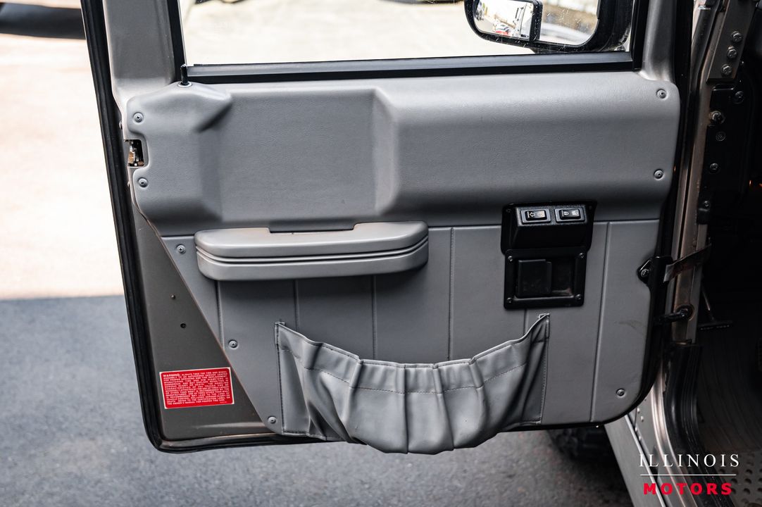 2001 AM GENERAL HUMMER