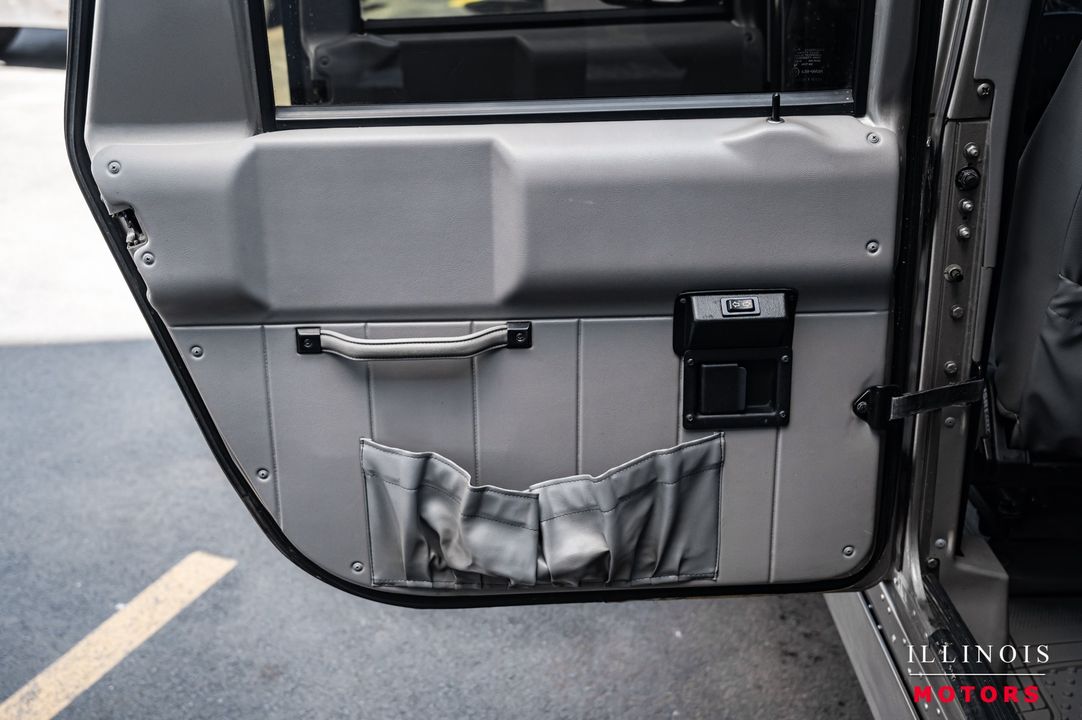 2001 AM GENERAL HUMMER