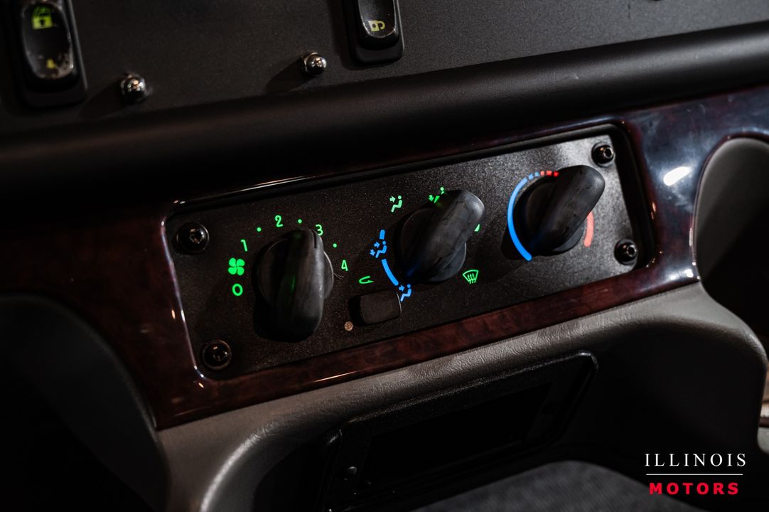 2007 Freightliner M2 106