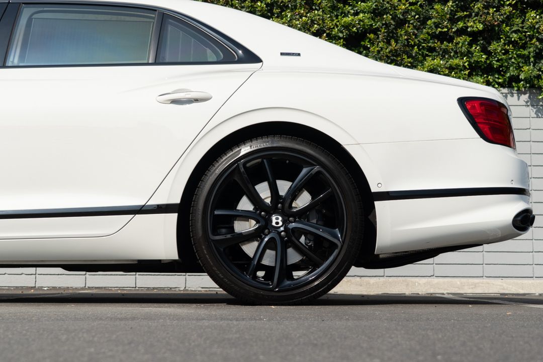 2024 Bentley Flying Spur