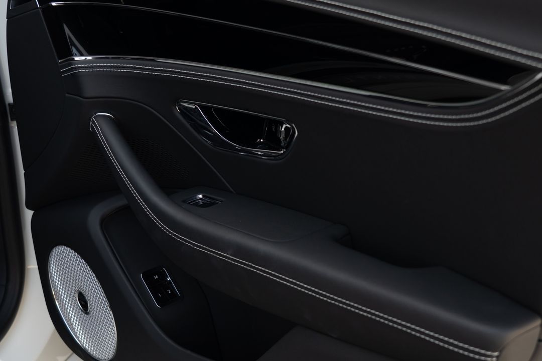 2024 Bentley Flying Spur